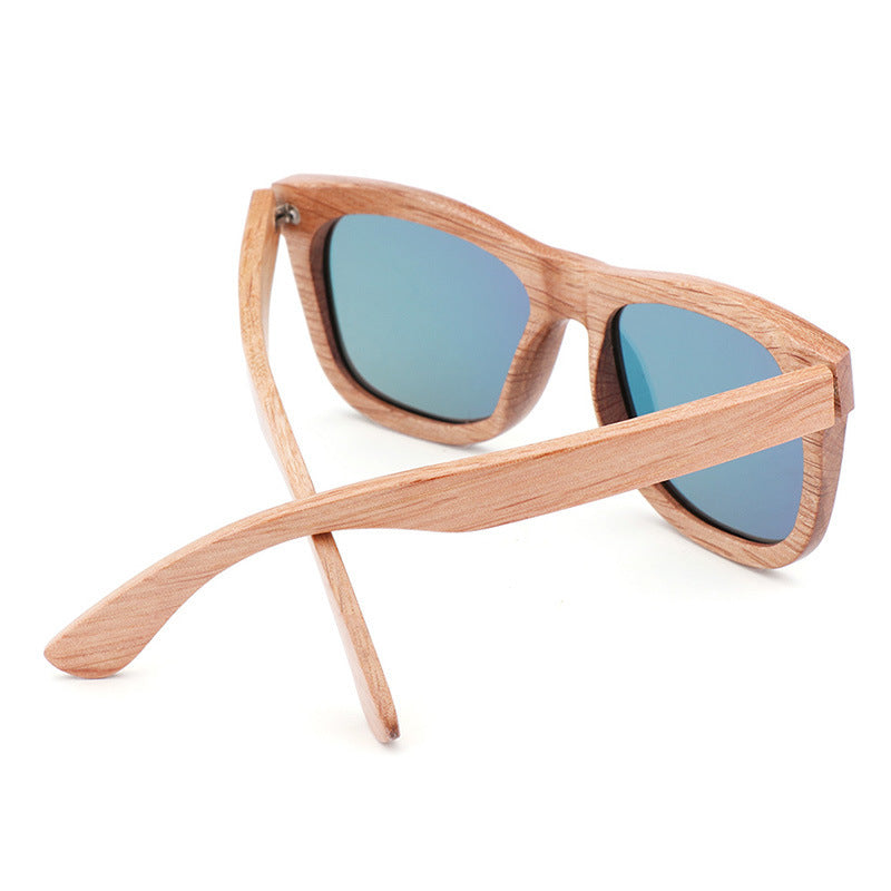 Male and female polarized sunglasses