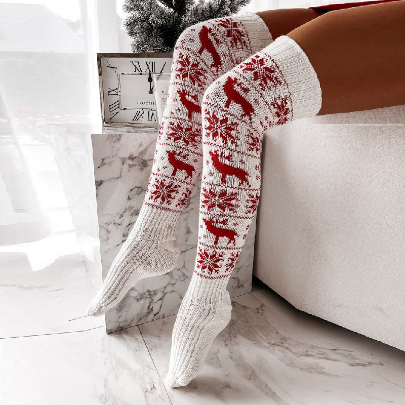 Chaussettes tricotées chaudes d'hiver pour femmes, magnifiques chaussettes longues décontractées en jacquard avec flocons de neige et élan, taille unique