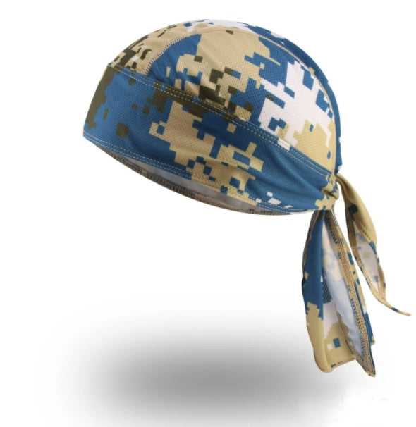 Casquette de motard à motif camouflage numérique