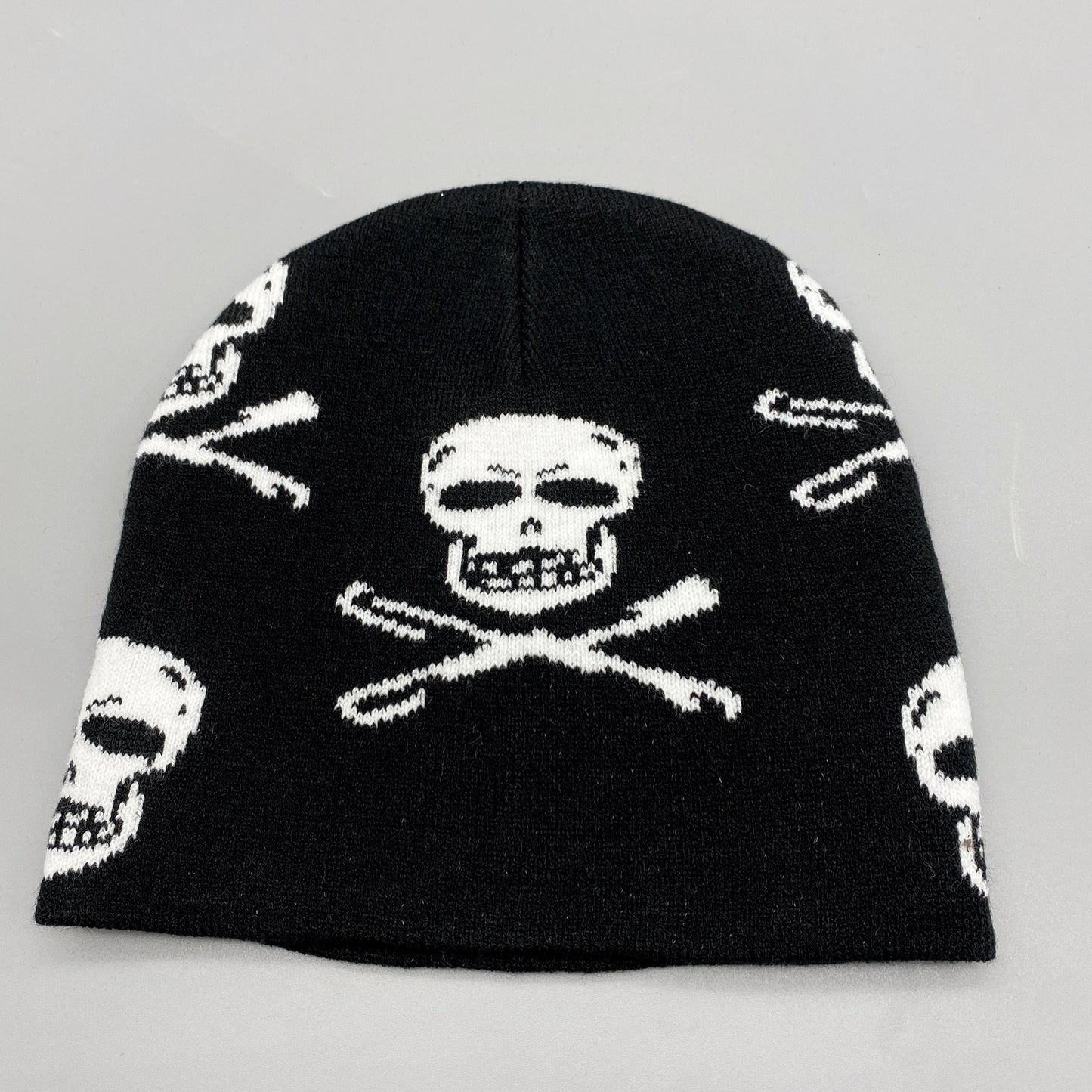 Bonnet tricoté à la mode pour hommes avec tête de mort