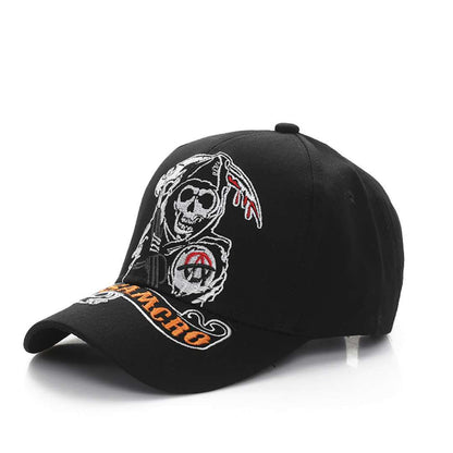 Baseballkappe mit aufgesticktem Totenkopf-Motiv