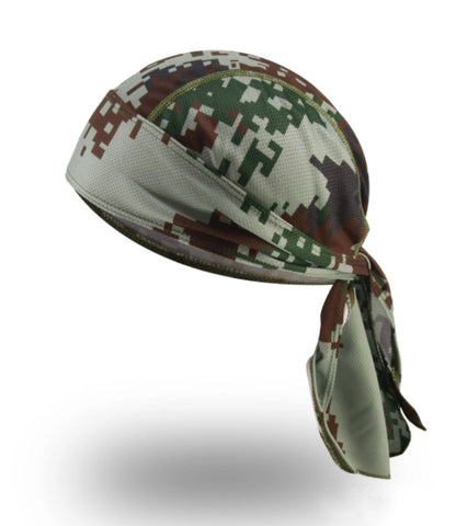 Casquette de motard à motif camouflage numérique