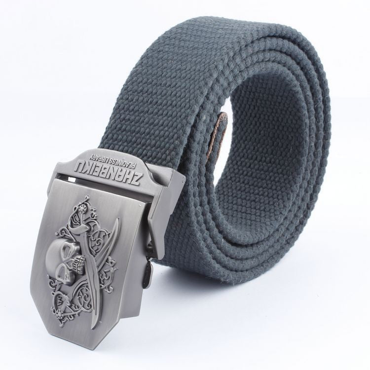 Ceinture en toile à double couteau décontractée et polyvalente avec tête de mort