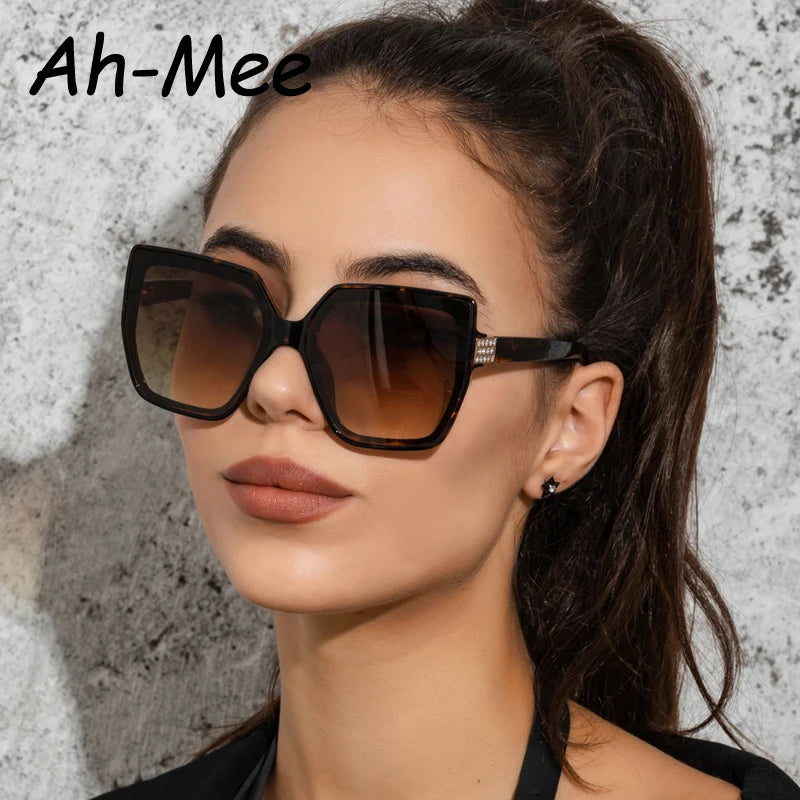 Fashion Square Gradient Sunglasses Women Luxury Brand Designer Trendy Diamond Decoration Sun Glasses Shades Eyewear UV400