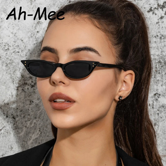 Kleine Cat Eye Sonnenbrille Frauen Marke Designer Vintage Niet schmale Dreieck Sonnenbrille weibliche schwarze Schattierungen Streetwear Brillen