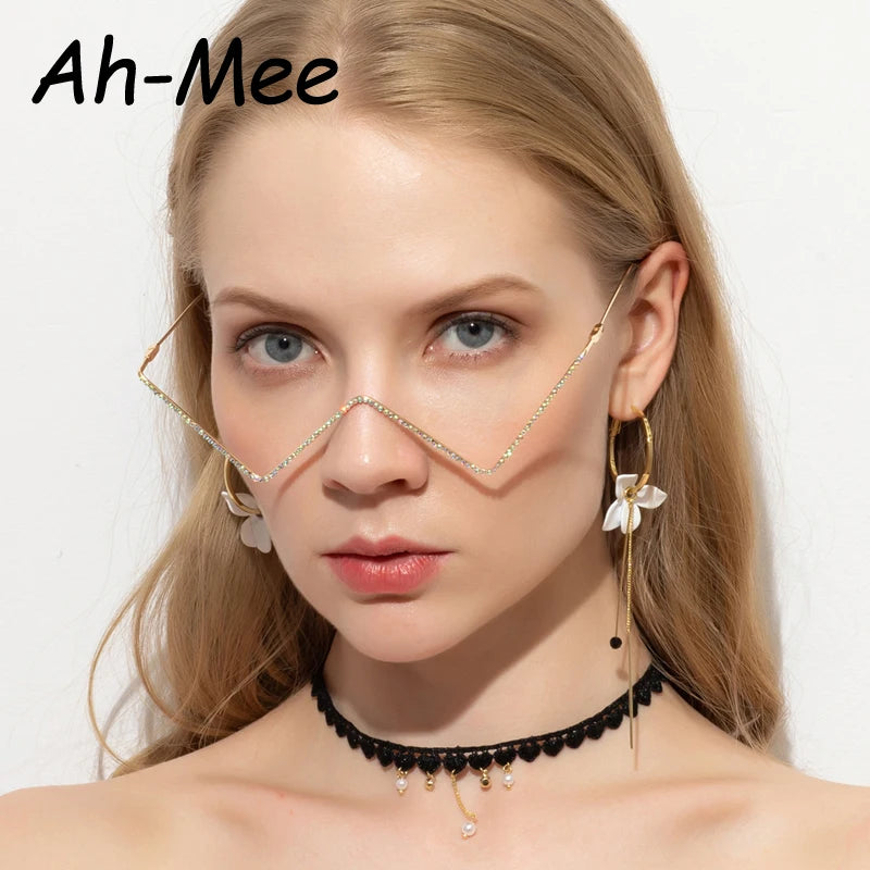 Neue Mode Kristall Sonnenbrille Rahmen Für Frauen Kleine Diamant Brillen Linie Legierung Rahmen Brillen Punk Halb Rahmen Gläser