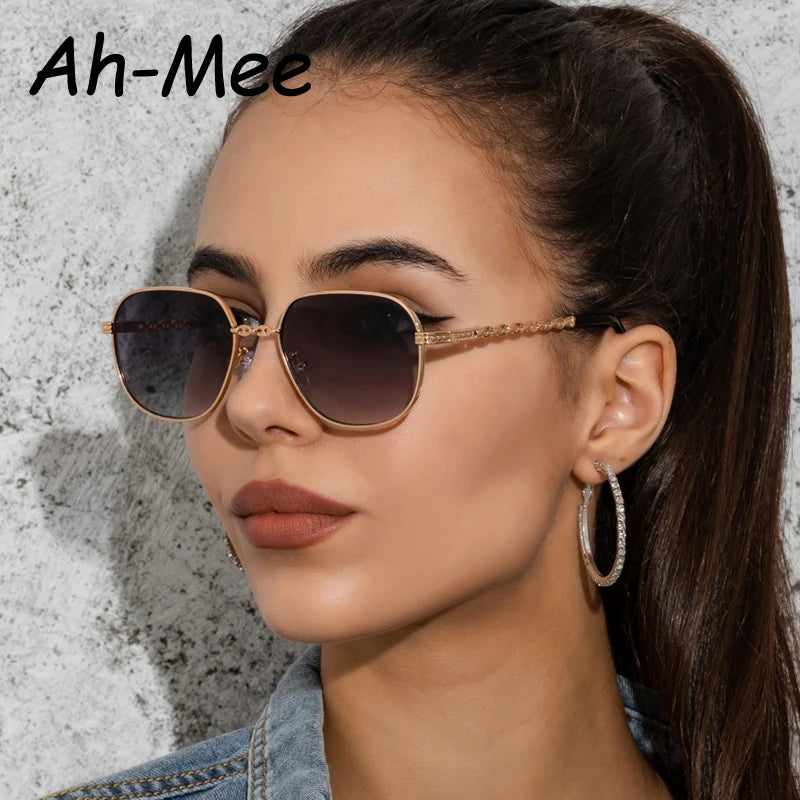 New Square Sunglasses Women Fashion Vintage Alloy Frames Gradient Sun Glasses Retro Punk Metal Shades Oculos De Sol Feminino