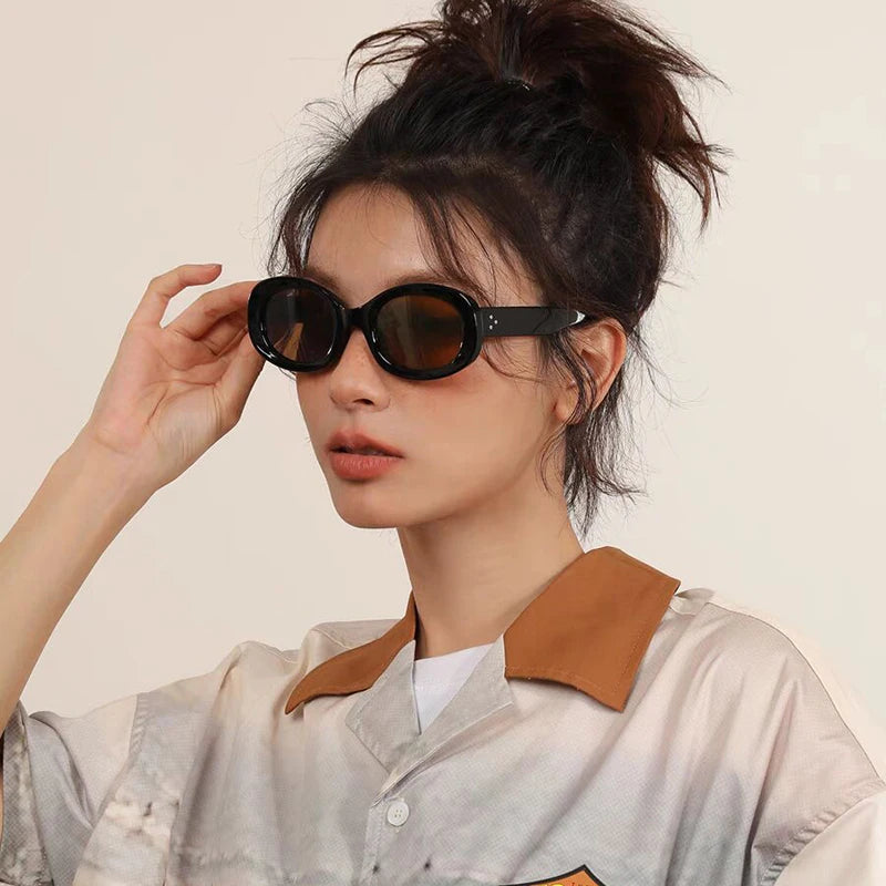 2024 New Oval Frame Sunglasses Retro Small Frame Sun Glasses Versatile Fashion Y2K Holiday Street Shooting Glasses Female