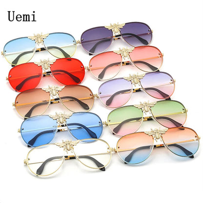 New Fashion Modern Oversized Sunglasses For Women Men Luxury Designer Sun Glasses Bee Decoration Trengding Shades UV400 Eyeglass