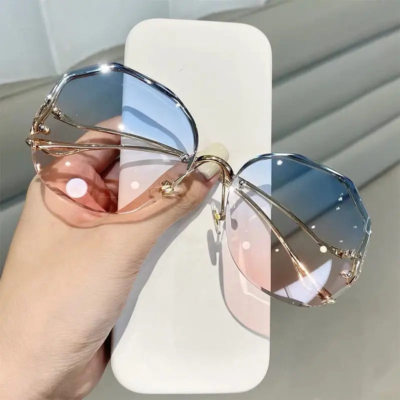 Rimless Sunglasses Women Metal Female Vintage Ladies Stylish Design Oversized Square Sun Glasses UV400