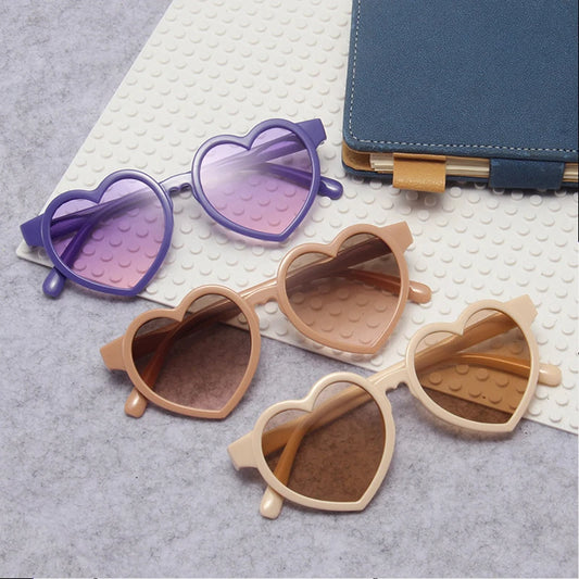 Girls Sunglasses Heart Shape Cartoon Sun Shade Goggles Baby Colorful Uv400 Party Beach Plastic Frame Trendy Casual Sunglasses