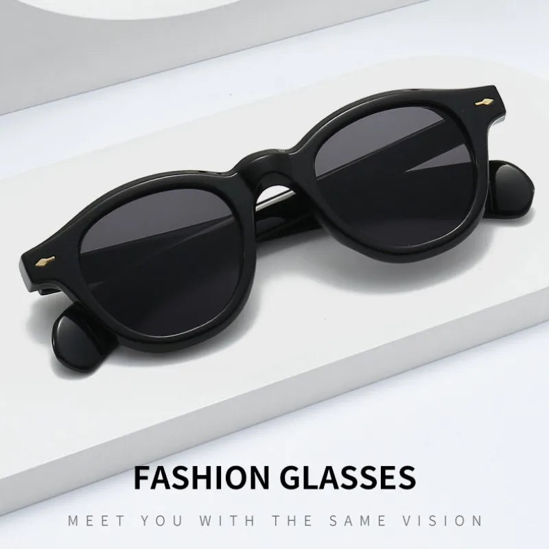 New Retro Men Round Sunglasses For Women Vintage Rivet Designer Small Frame Simple Trending Shades UV400 Eyeglasses