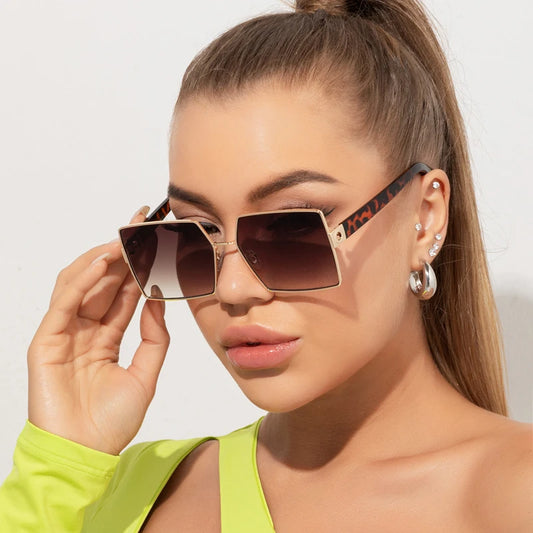 New Oversized Square Sunglasses Women New Vintage Brand Metal Sun Glasses Men Shades Retro Flat Top Eyeglasses UV400