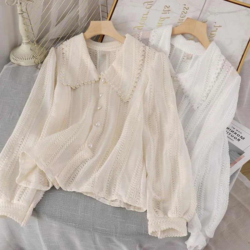 Women White Chiffon Shirts Korean Elegant Pearl Loose Hollow Out Female Blouse Fashion New Chic Lace Patchwork Ladies Tops