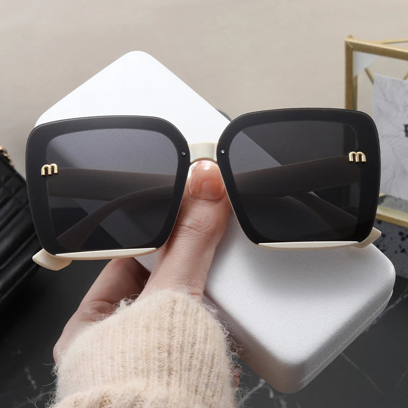 New Retro Square Sunglasses Women Fashion Minimalist Design Anti Blue Light Outdoor Anti UV Sun Glasses Double Beam Female