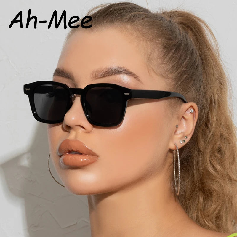 Popular Women's Sunglasses Trend Vintage Square Frame Black Yellow Sun Glasses Fashion Women Eyeglasses Ladies Eyewear