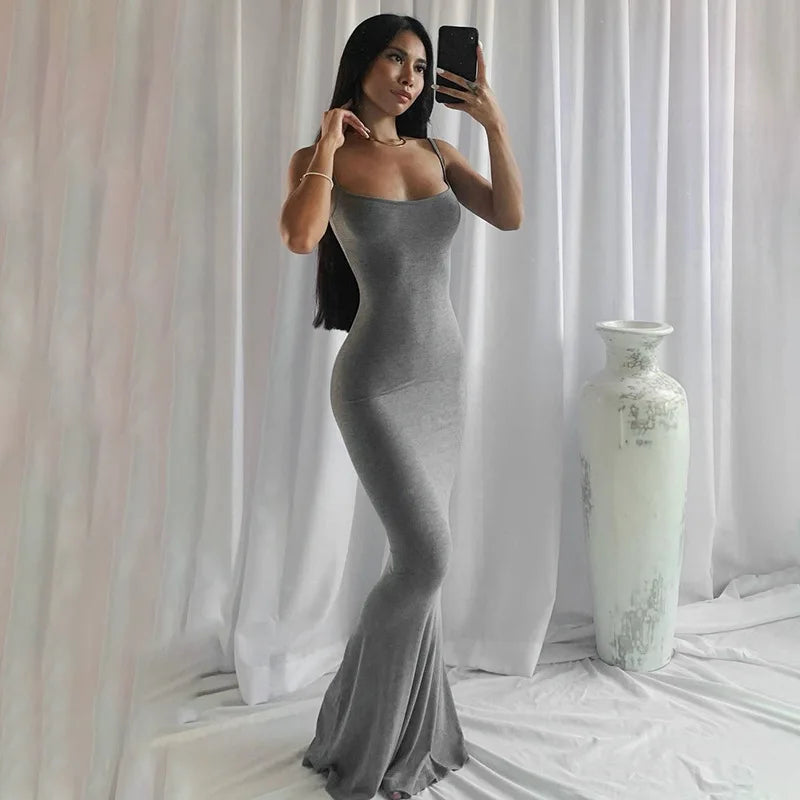 Robe longue dos nu en satin sans manches pour femme, tenue moulante élégante et sexy, tenue d'été Y2K, pour fête d'anniversaire, club, 2023