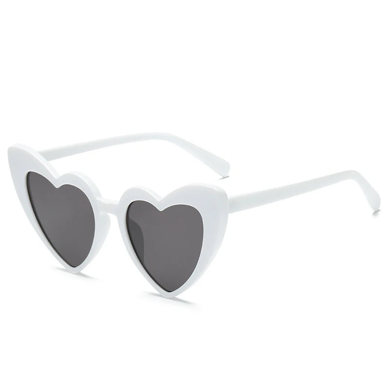 4pcs Heart Shaped Sunglasses Women Cat Eye Female Sun Glasses Brand Retro Love Black White Eyewear Men Shade UV400