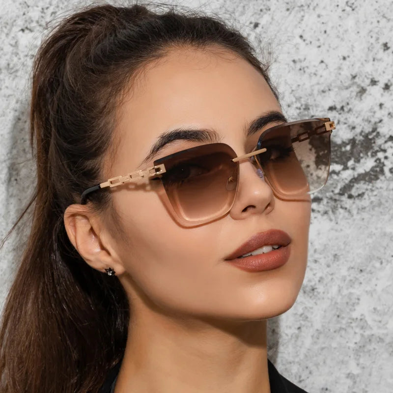 New Fashion Oversize Gradient Sunglasses Women Vintage Alloy Chain Frame Rimless Square Sun Glasses Unisex Elegant Shades