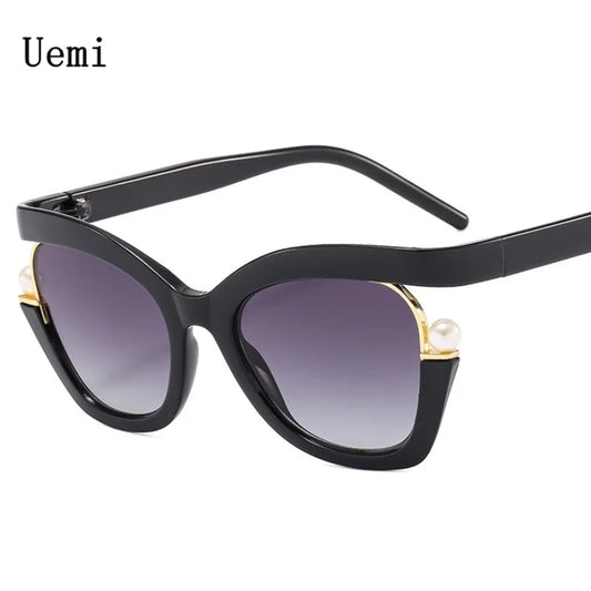 New Fashion Black Cat Eye Sunglasses For Women Men Luxury Vintage Pearl Decoration Sun Glasses Retro Shades UV400 Eyeglasses