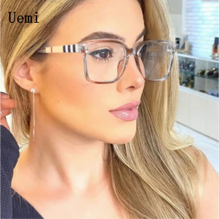 2023 Nouvelles Femmes Mode Anti Lumière Bleue Carré Optique Lunettes Cadres Pour Femme Homme Rétro Lentille Claire Lecture Ordinateur Hommes Eyewe