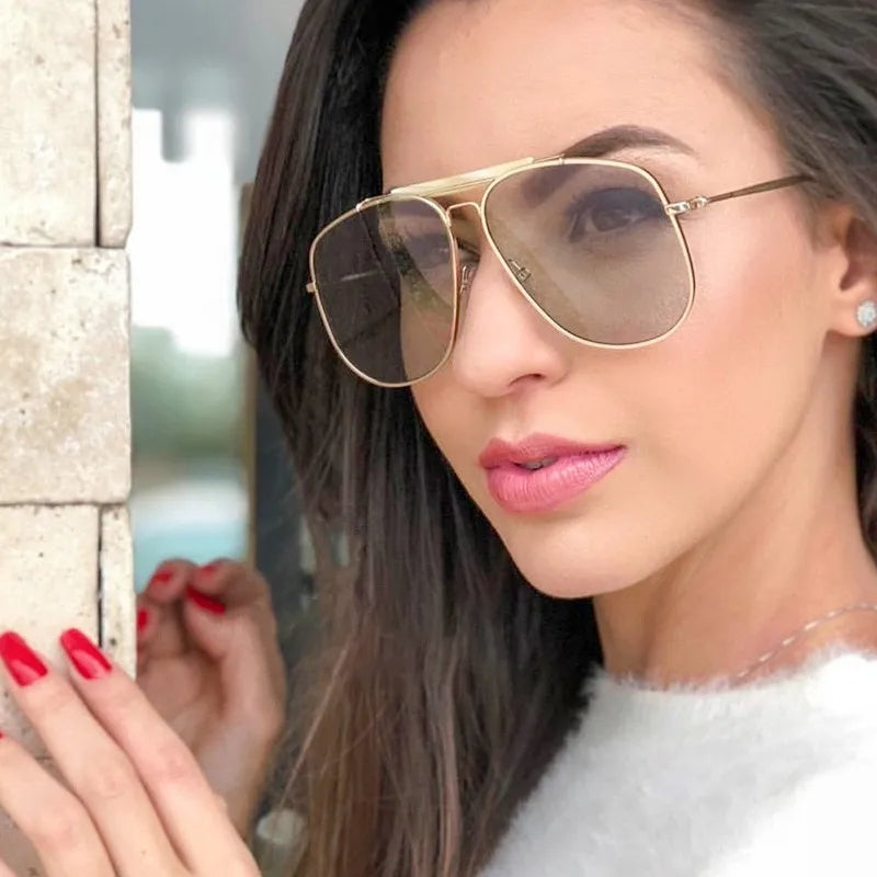 New Fashion Oversized Pilot Luxury Women Men Sunglasses Metal Square Brand Quality Sun Glasses Shades Shades UV400 Eyeglasses