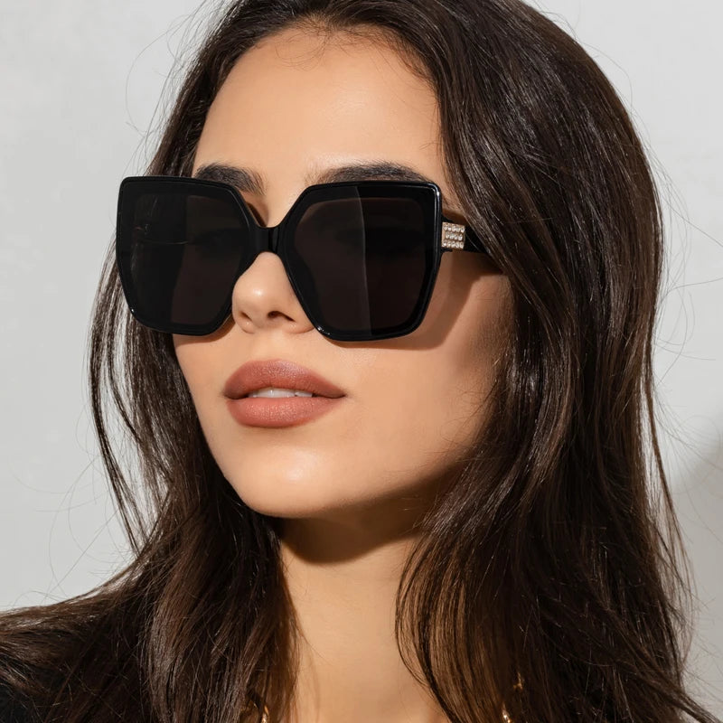 Fashion Square Gradient Sunglasses Women Luxury Brand Designer Trendy Diamond Decoration Sun Glasses Shades Eyewear UV400