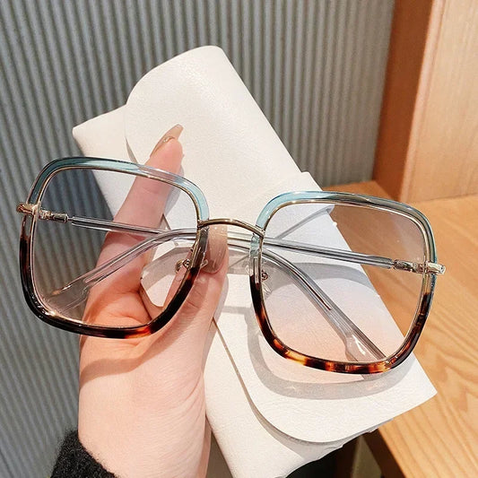 Quadratische Sonnenbrille mit Farbverlauf für Damen, Vintage, übergroße Sonnenbrille für Herren, Markendesigner, trendige farbige Brille für den Außenbereich, UV400