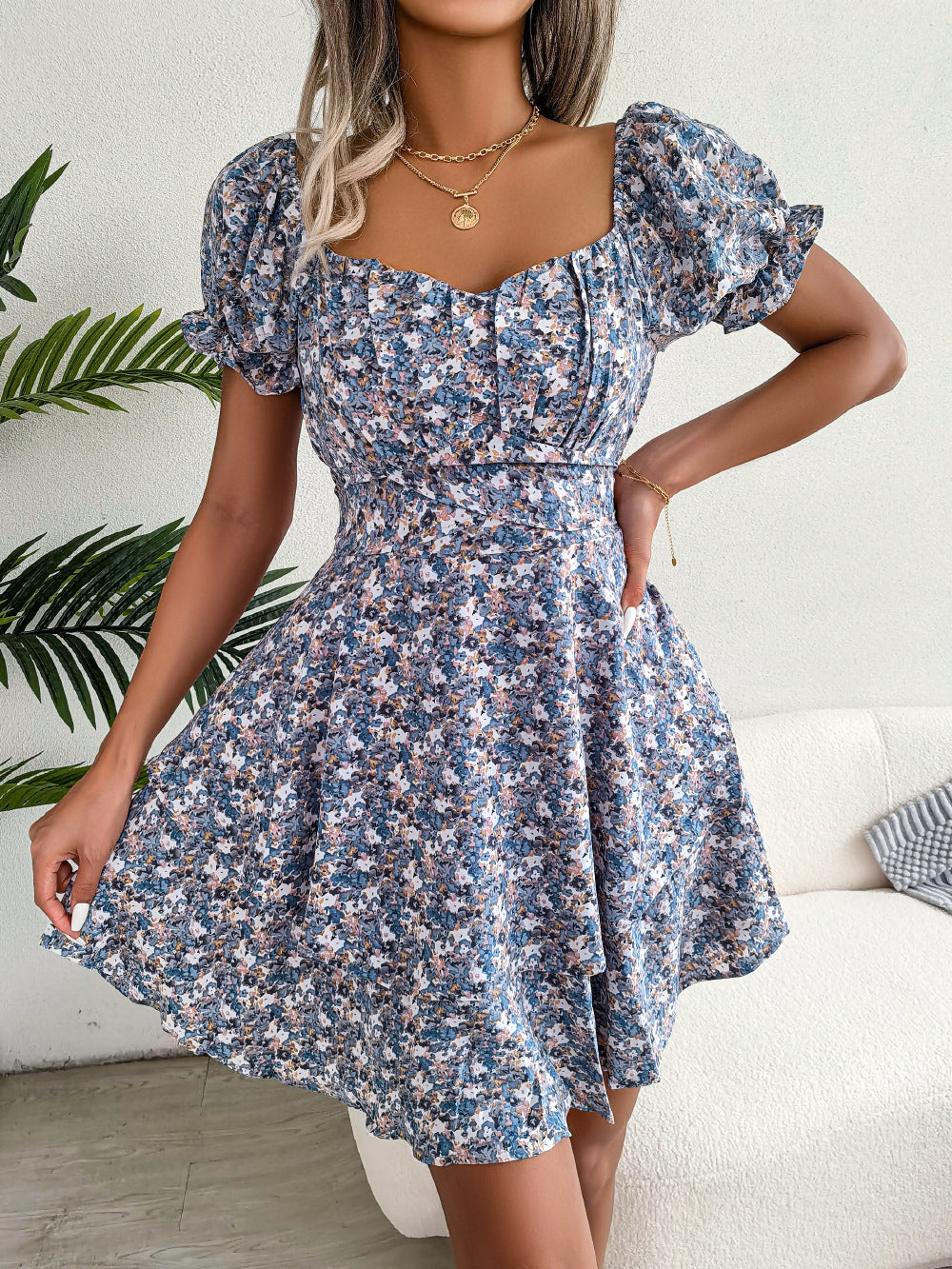 Robe mini pour femme, tenue d'été ample, ourlet ample, imprimé floral, froncée, manches courtes, taille haute