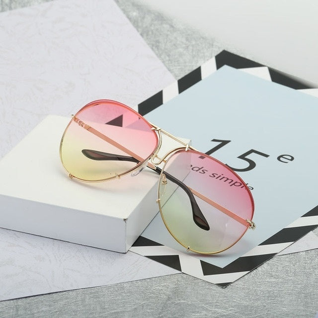 Lunettes de soleil à verres tendance pour femmes avec dégradé de couleurs